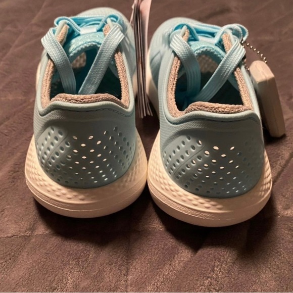 Crocs Tennis Shoes - Picture 3 of 7